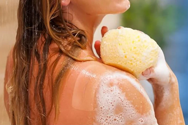 บริษัทในสิงคโปร์เปิดตัวแผ่นปิดรอยแผลเป็นสีผิวที่ขับเคลื่อนด้วย RNA